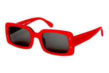 Load image into Gallery viewer, MAGNETIC CHIQUE Sunglasses SALE
